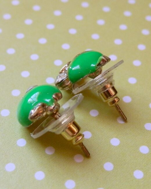 brinco maca verde retro colors vintage strass8