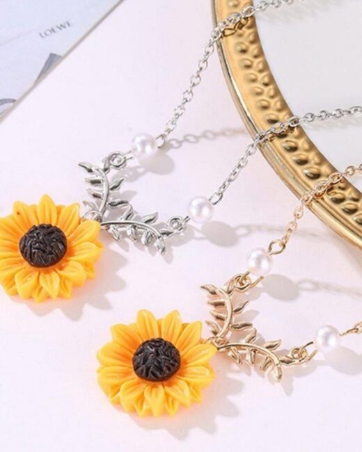 colar feminino com pingente de girassol