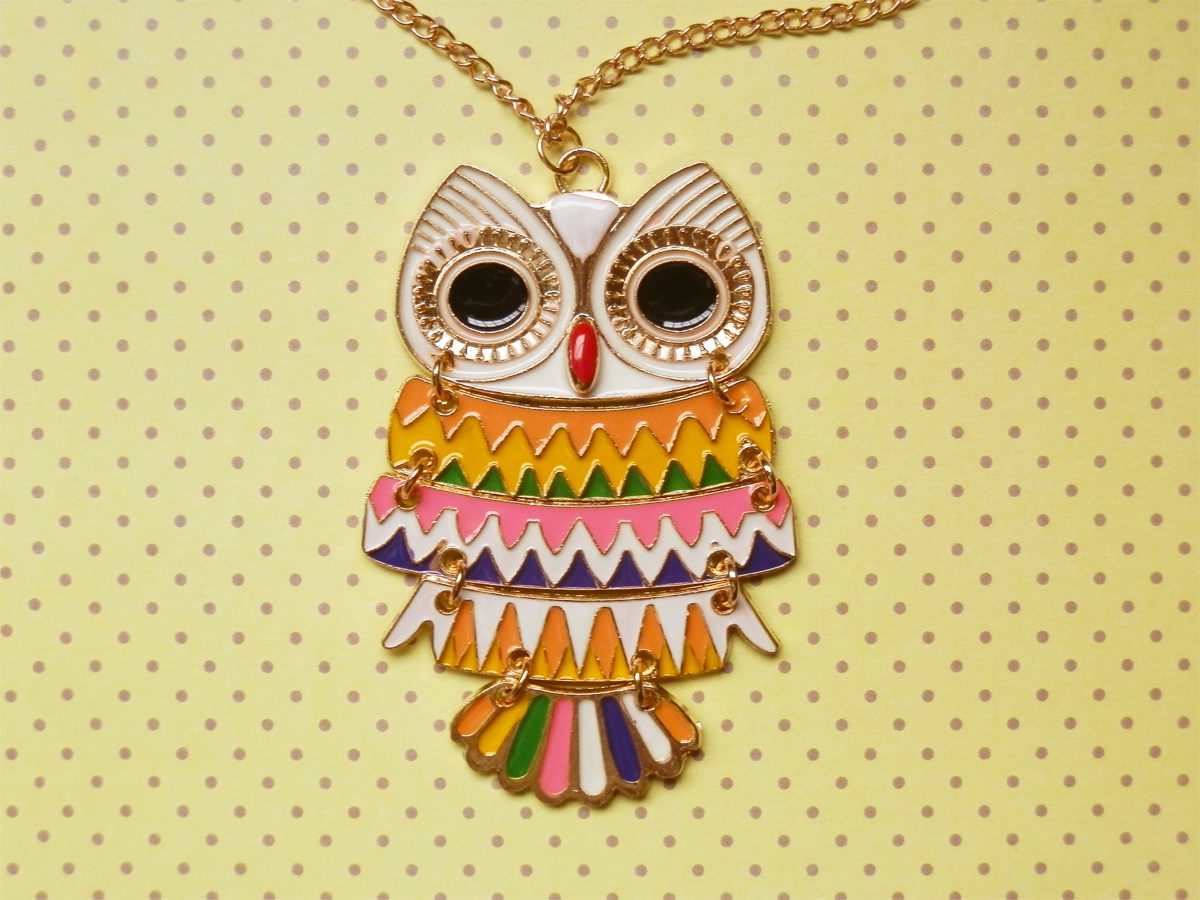 Colar Feminino com Pingente de Coruja Tropical
