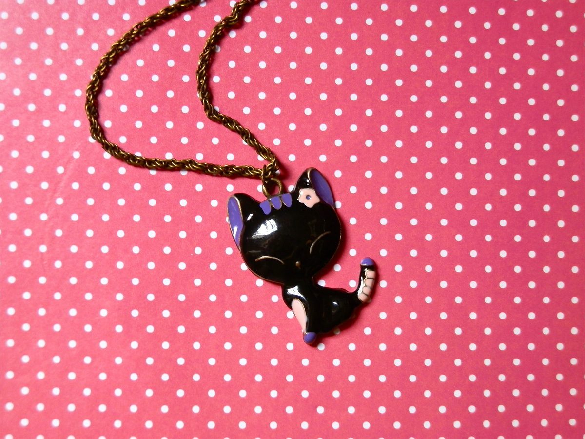 Colar Longo com Pingente de Gatinha