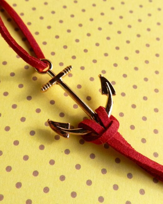 Pulseira Âncora em Couro Sintético Vermelho